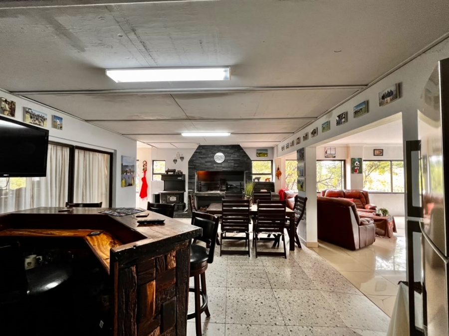 4 Bedroom Property for Sale in Buffelsfontein A H North West